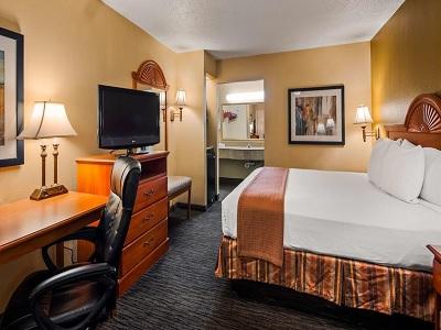 Quality Inn & Suites Dallas-Cityplace Bagian luar foto